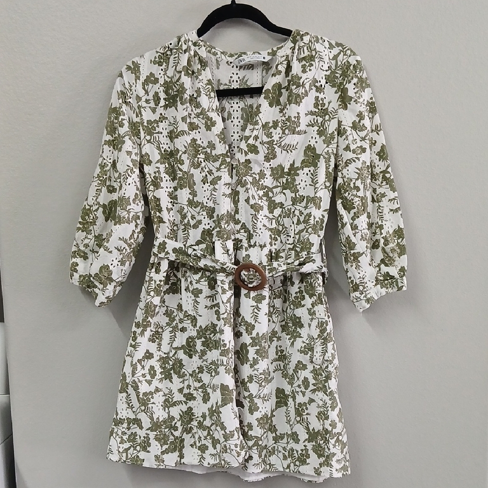 Zara White and Green Floral Blouse